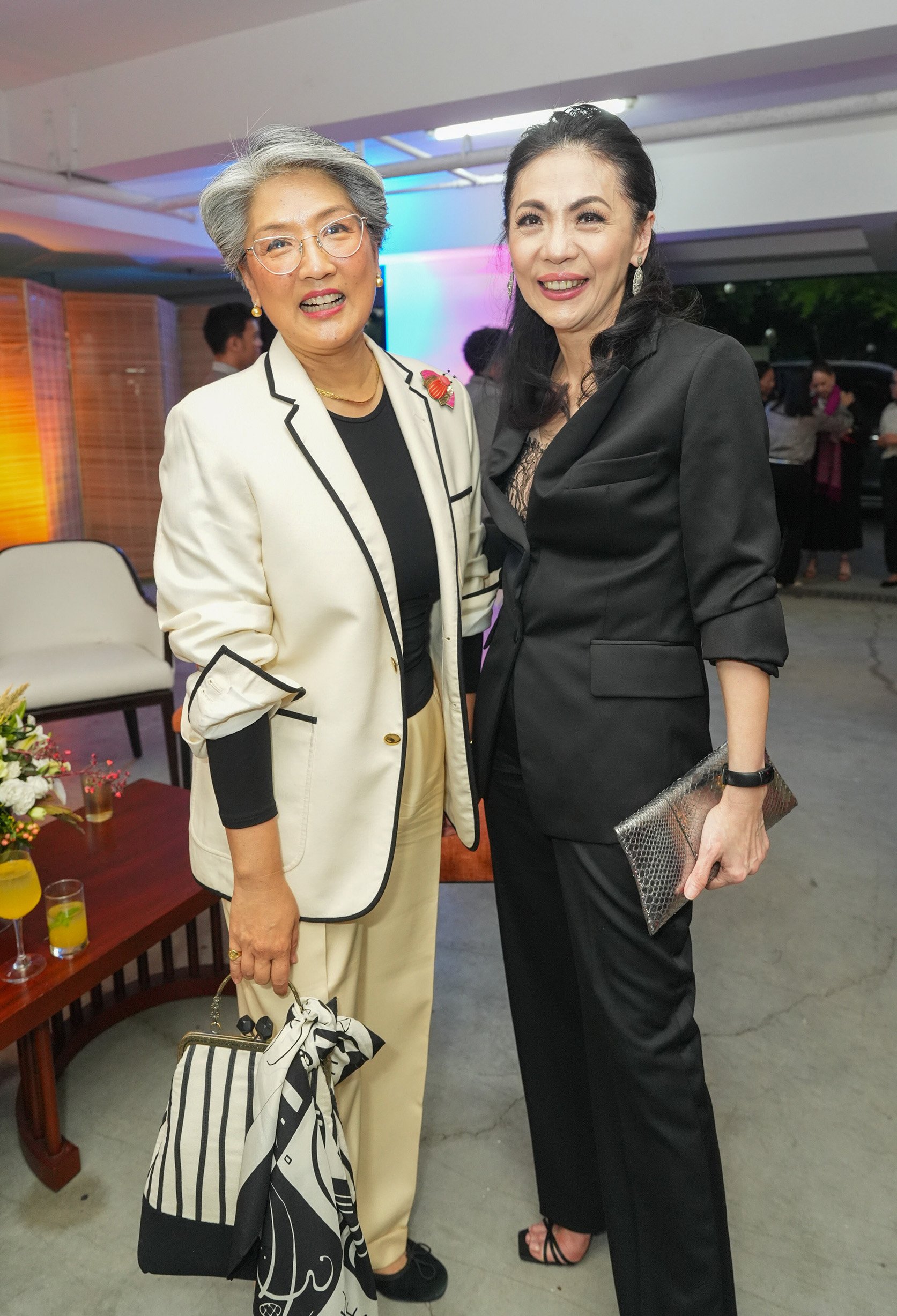 Irene Marcos-Araneta and CCP president Kaye Tinga.