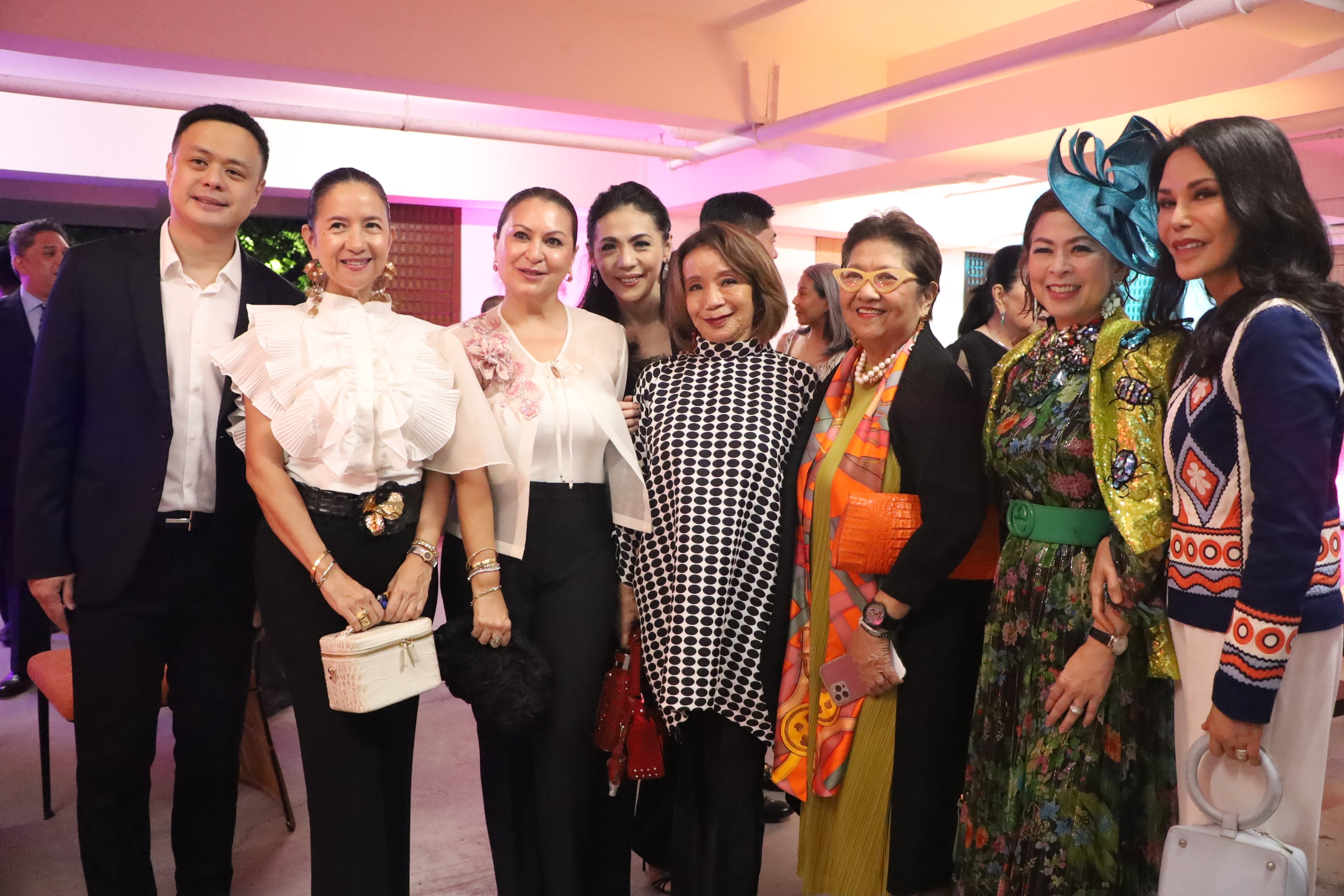 Philippine Airlines president and chief operating offcer Stanley Ng, Mia Borromeo, Marilu Batchelor, Kaye Tinga, Maritess Tantoco-Enriquez and Susan Joven.