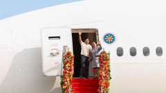 First couple, babiyahe sa Japan