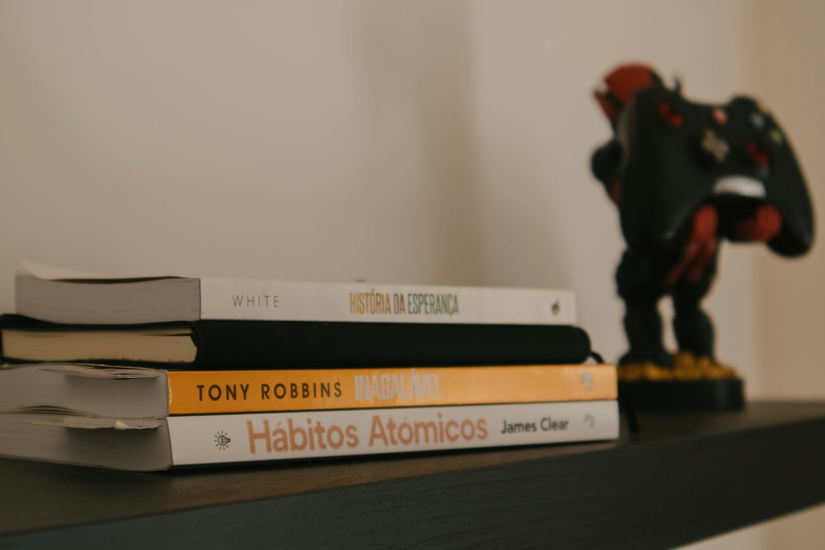 READ inspirational books.