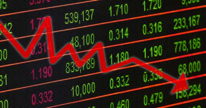 Global recession fears weigh down bourse