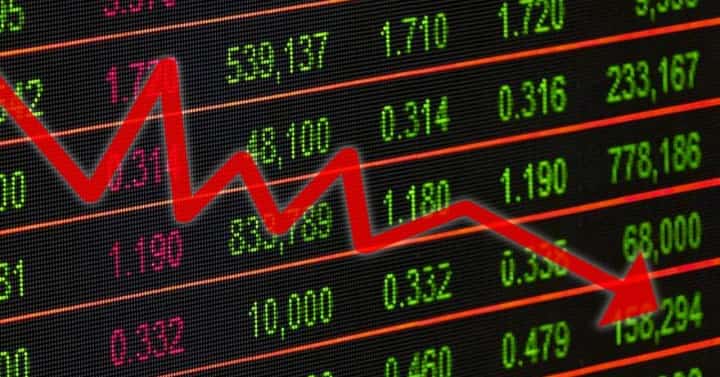 Global recession fears weigh down bourse