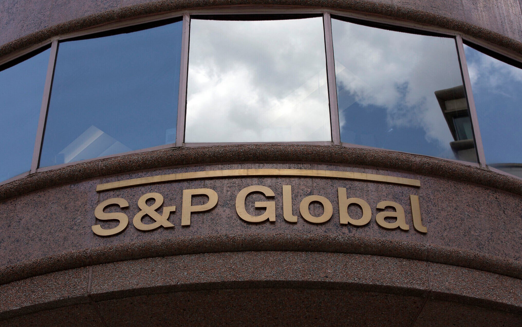 Manufacturing output growth unchanged — S&P