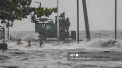 Tropical storm triggers landslides in Phl; 4 dead