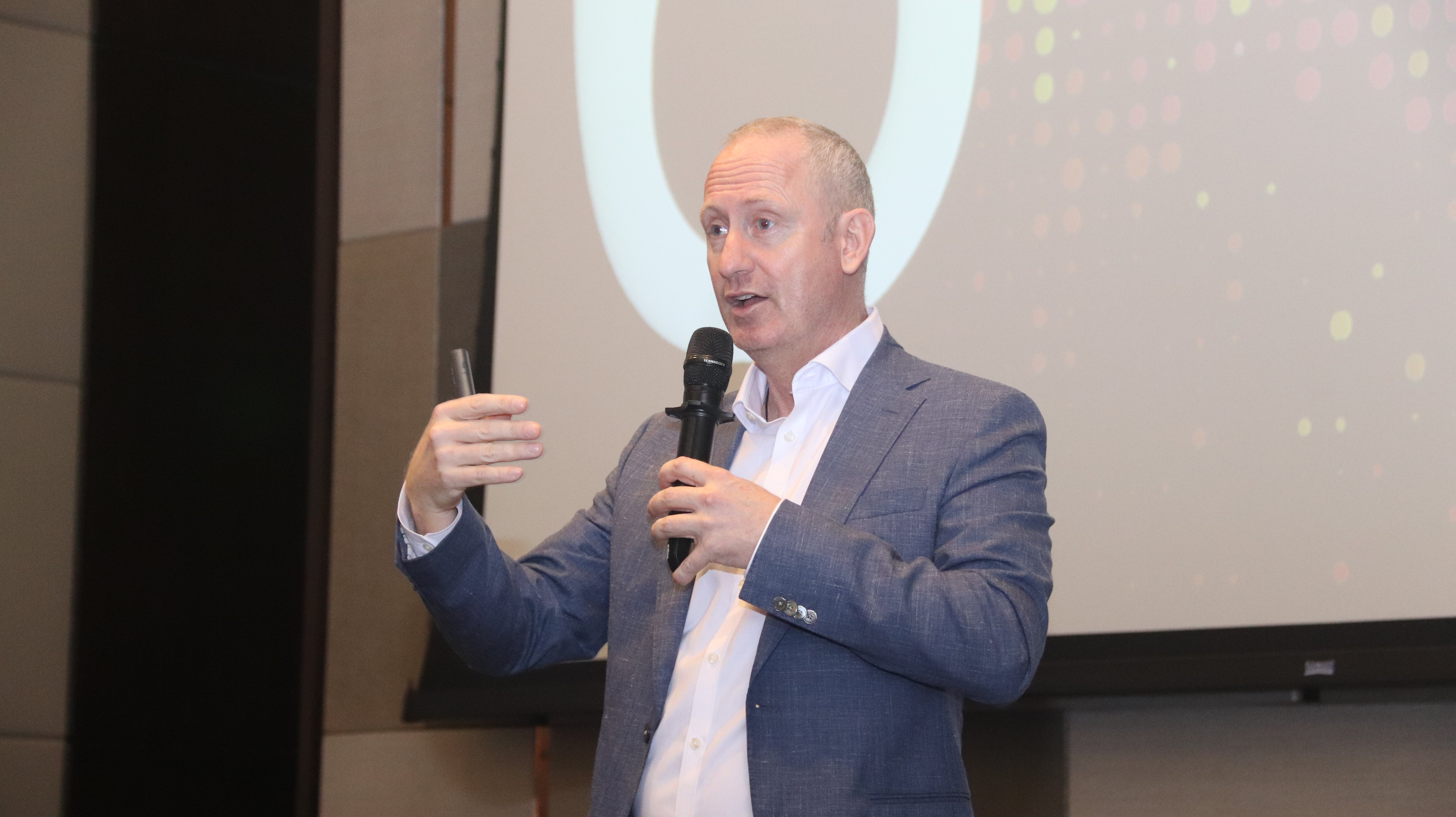 PwC GenAI leader for Asia-Pacific Scott McLiver discussed generative artificial intelligence in a recent PwC AI Masterclass at New World Makati Hotel.