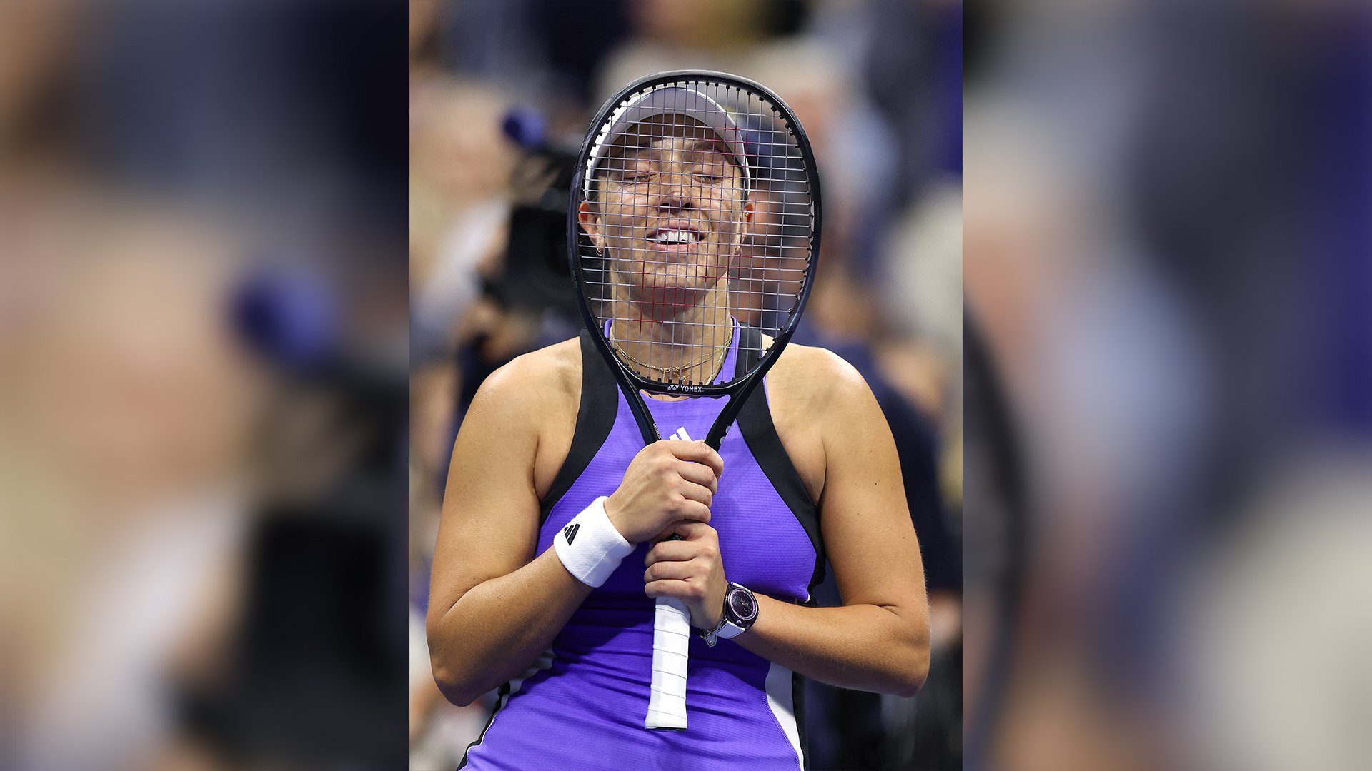 SWIATEK STUNNED: Pegula claims Polish scalp; Draper makes semis