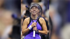 SWIATEK STUNNED: Pegula claims Polish scalp; Draper makes semis