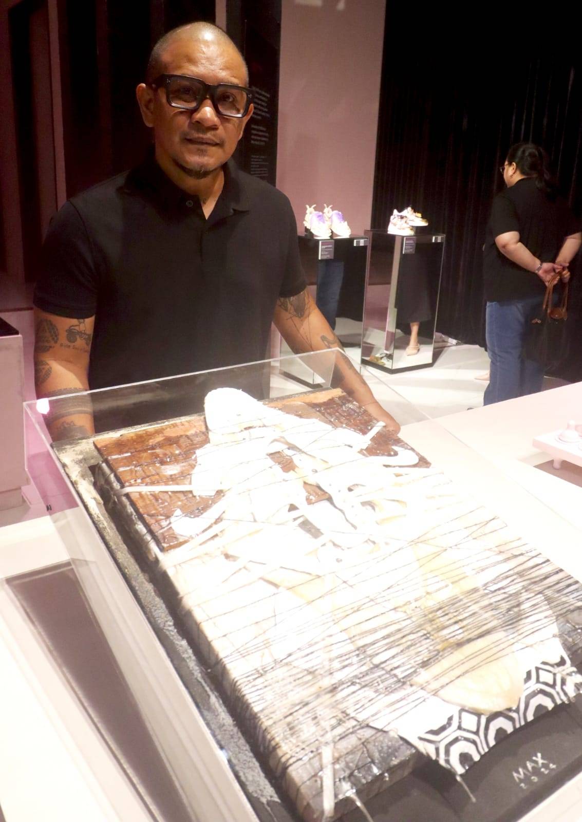Max Balatbat and his creation.
