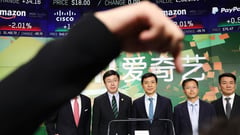Asian markets drop as US jobs data stoke recession fears