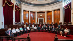 SC honors outstanding Pinoys