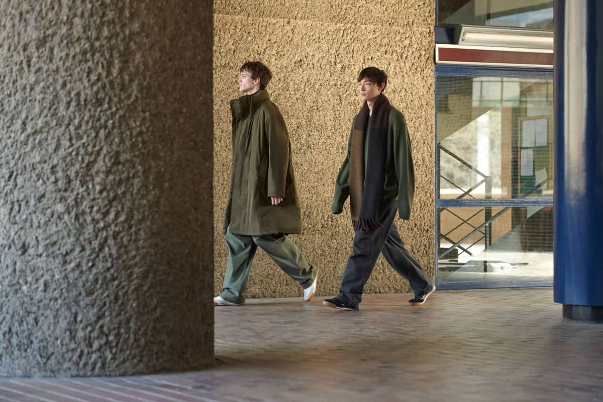 cashmere cardigan and sleek trousers go hand in hand.