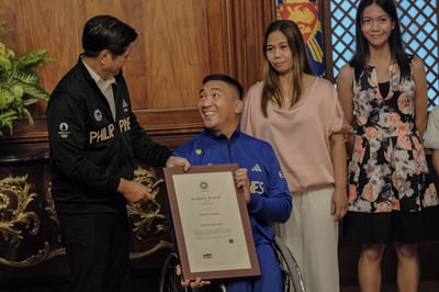 Phl para athletes stay upbeat