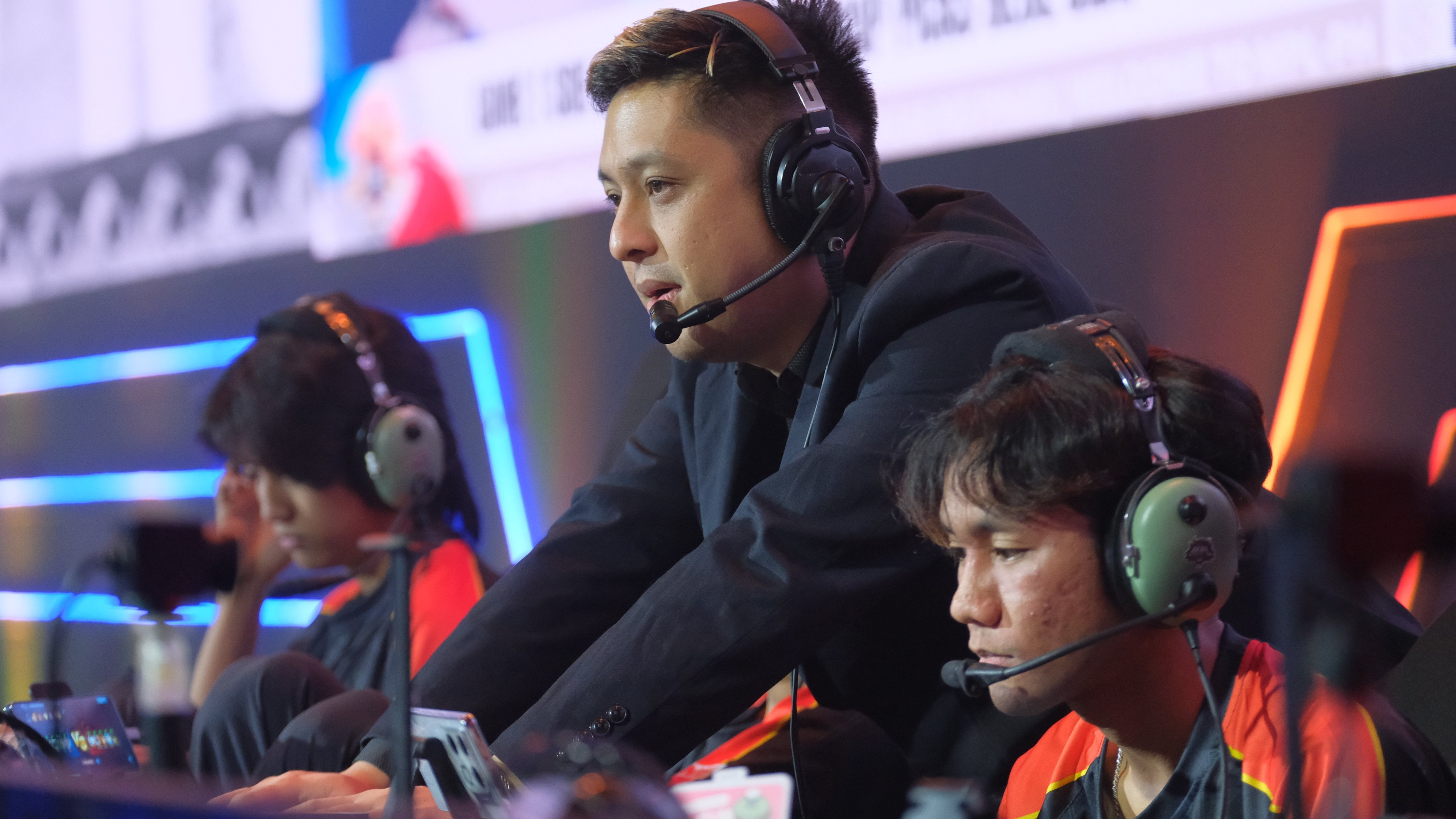 YnoT tells how Fnatic ONIC PH remained undefeated in MPL Season 14