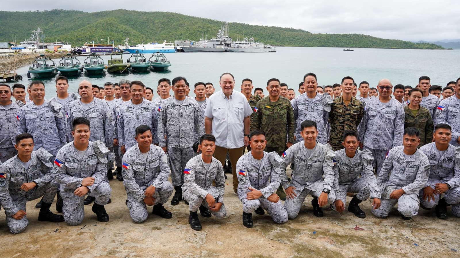 Teodoro, Brawner check Palawan defense facilities 
