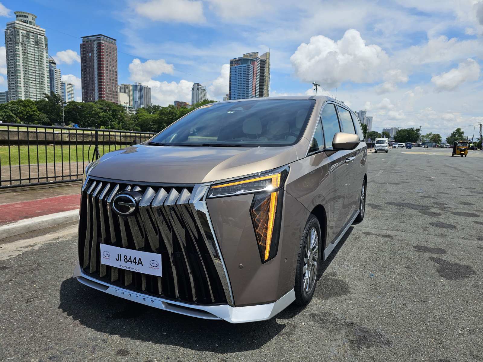 A GRANDSTAND RIDE: GAC’s flamboyant MPV M8 draws attention to itself — in a nice way