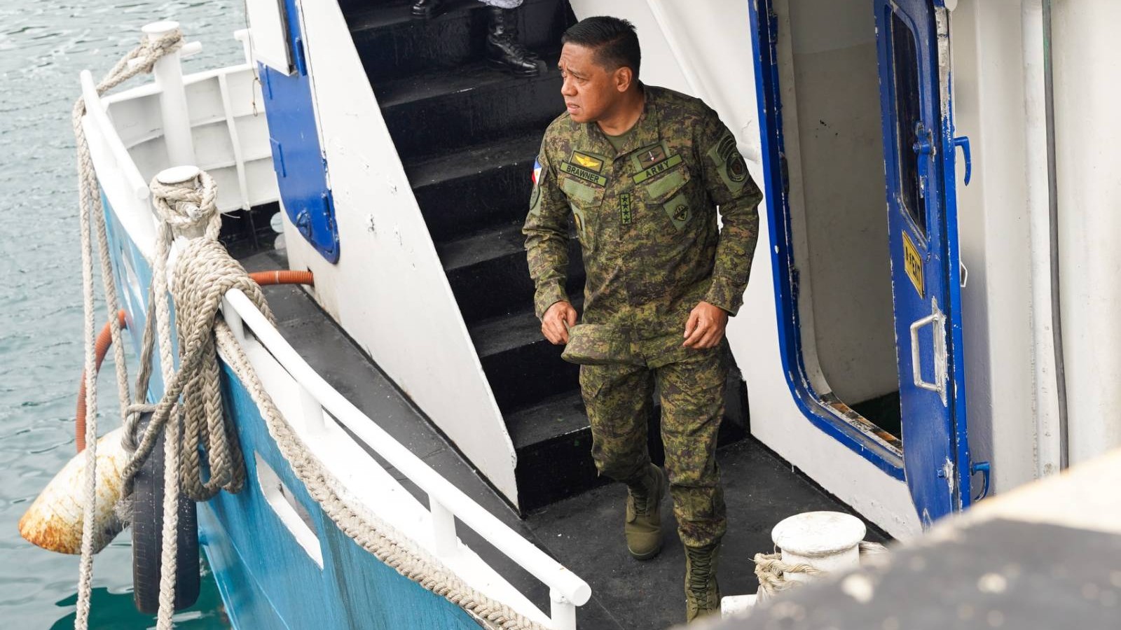 Teodoro, Brawner inspect defense facilities in Palawan