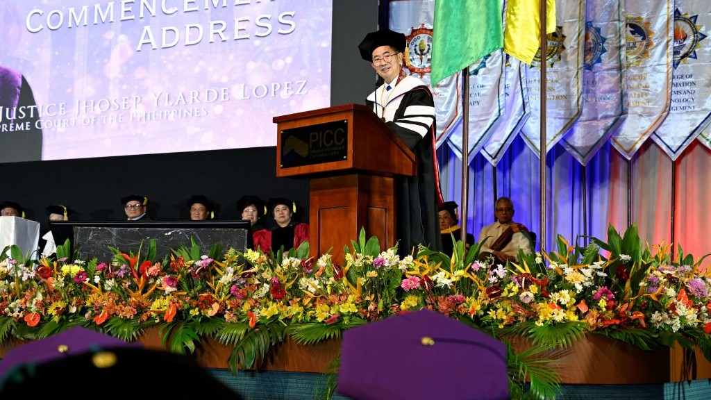 Lopez tells grads: Embrace justice, integrity, excellence 