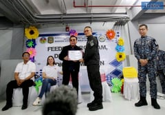 Chavit Singson visits PDLs