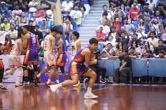 Giant Lanterns close elims bid on bright note