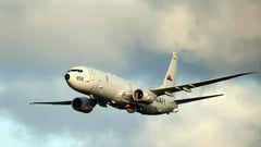 China shadows American aircraft over Taiwan Strait