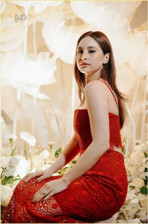 Coleen Garcia wears the Amalie dress from the Prêt-à-porter Debbie Co creation.