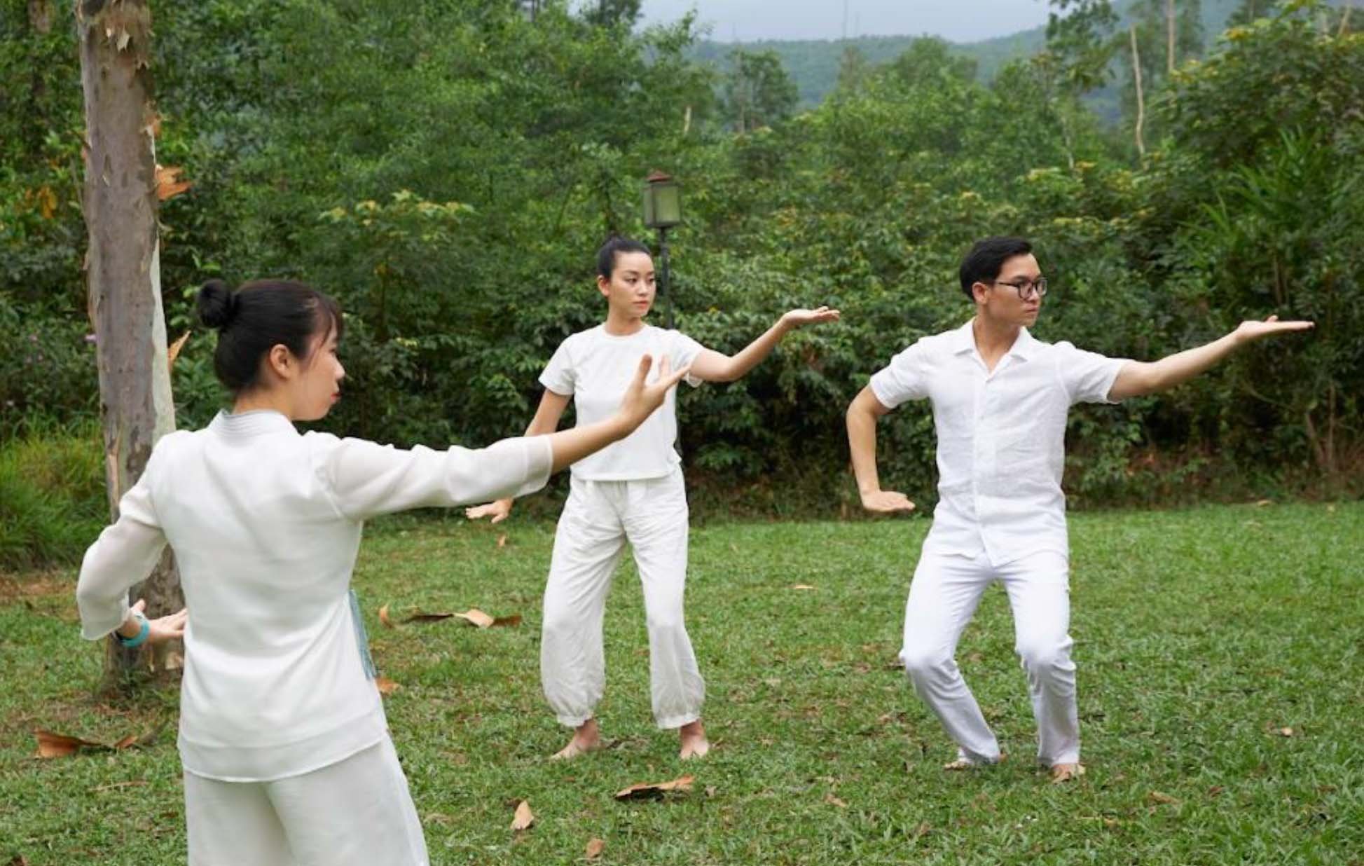 Vietnam’s WEEKEND EVENTS feature 
yoga and healthy living activities