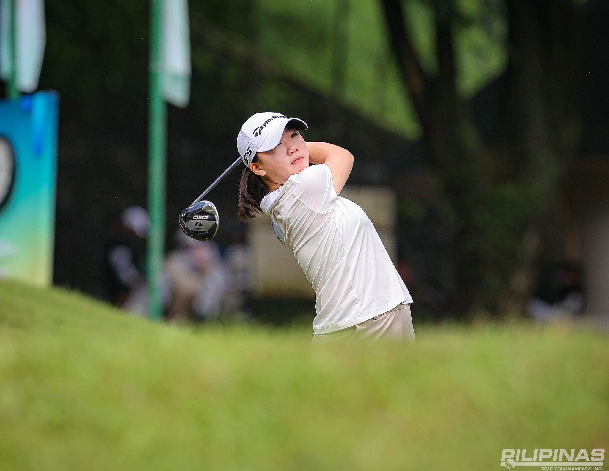 Jungolfer, 13, upstages pros at Forest Hills