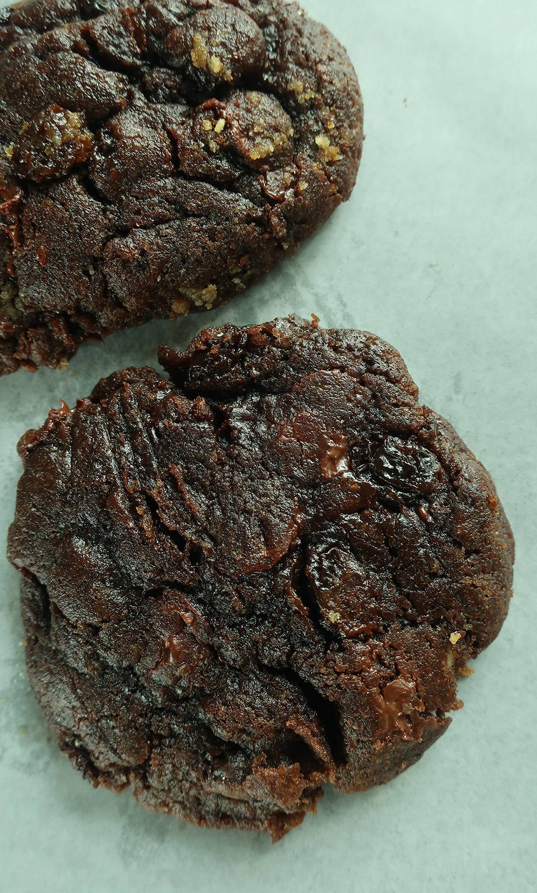 California Raisins Dark Chocolate Cookies.