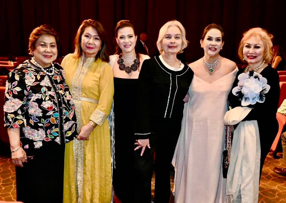 Marily Orosa , Carole Nielsen, Lauren Liechtenstein, Margie Moran Florendo, Kathleen Liechtenstein  and Virginia Lane.