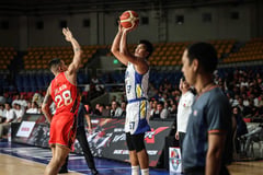 Dionisio nails 9 triples as Magnolia enters quarterfinals