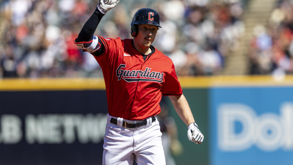 Guardians secure MLB playoff spot