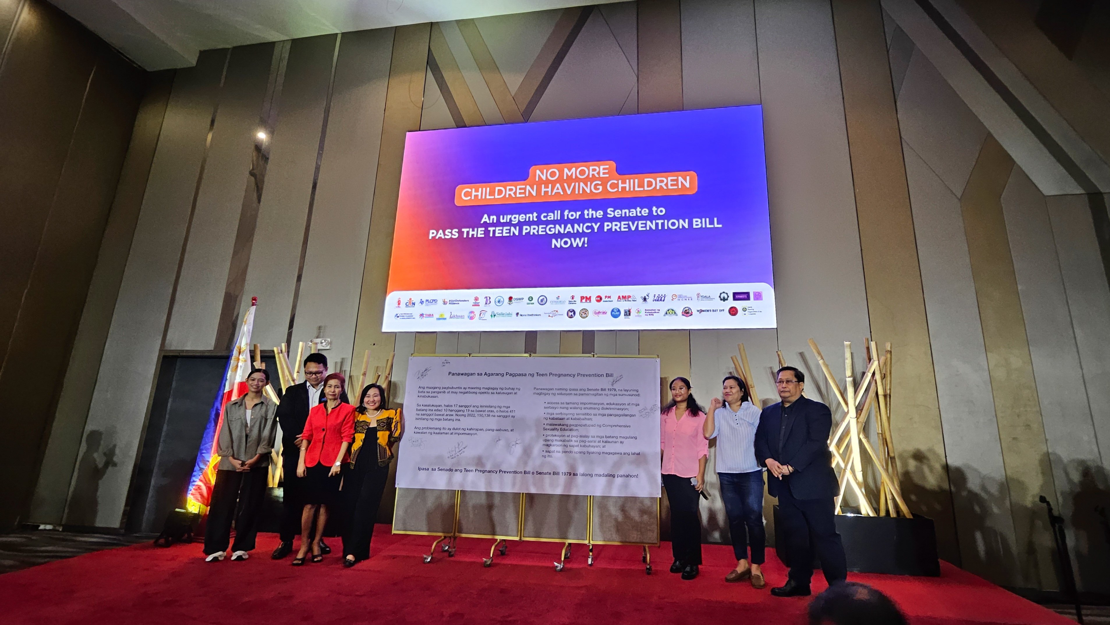 Senate bill a ‘christmas gift to the filipino youth’