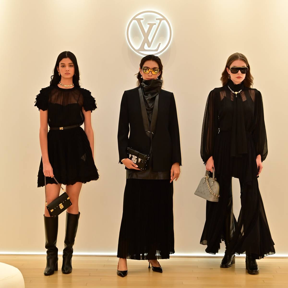 SHEER brilliance Collection