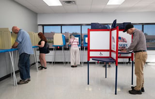 U.S. starts early voting
