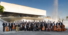 PHILIPPINE PHILHARMONIC ORCHESTRA
CELEBRATES 40 YEARS OF MUSIC