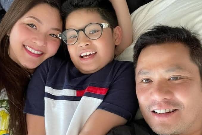 REGINE Velasquez and Ogie Alcasid with son Nate.
