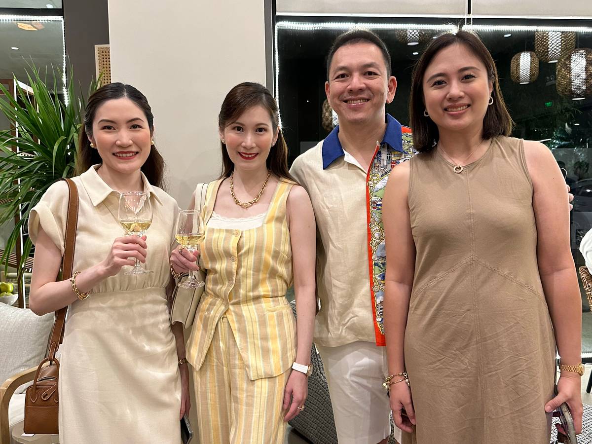 Sheena Gotianse, Sandy Gotianse, Philip Tan and Nikki Gotianse-Tan.