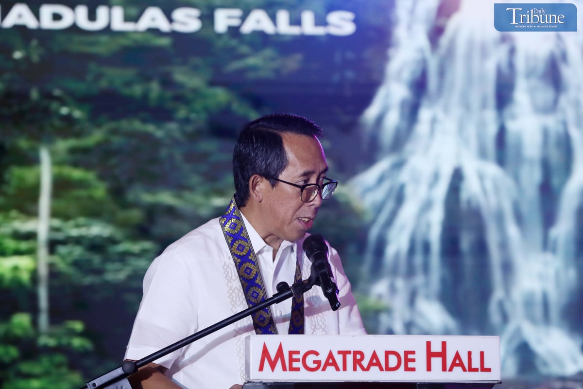 Baybay City Mayor Jose Carlos Cari speaks at Travel Sale Expo 2024