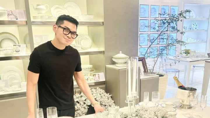 Winter luxe. Tablescape by fashion designer Chris Nick Delos Reyes.