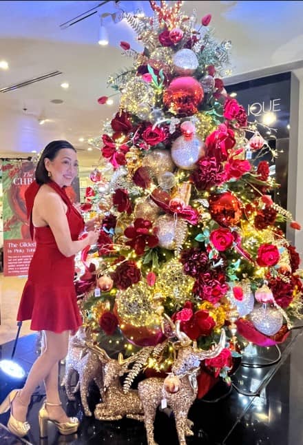 The Gilded Glam Christmas tree by Pinky Tobiano.
