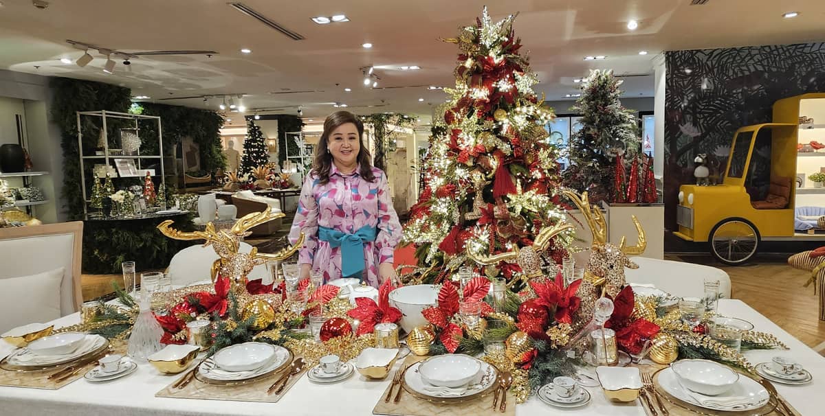 Dazzling in red Christmas tree and tablescape by Alice Eduardo.