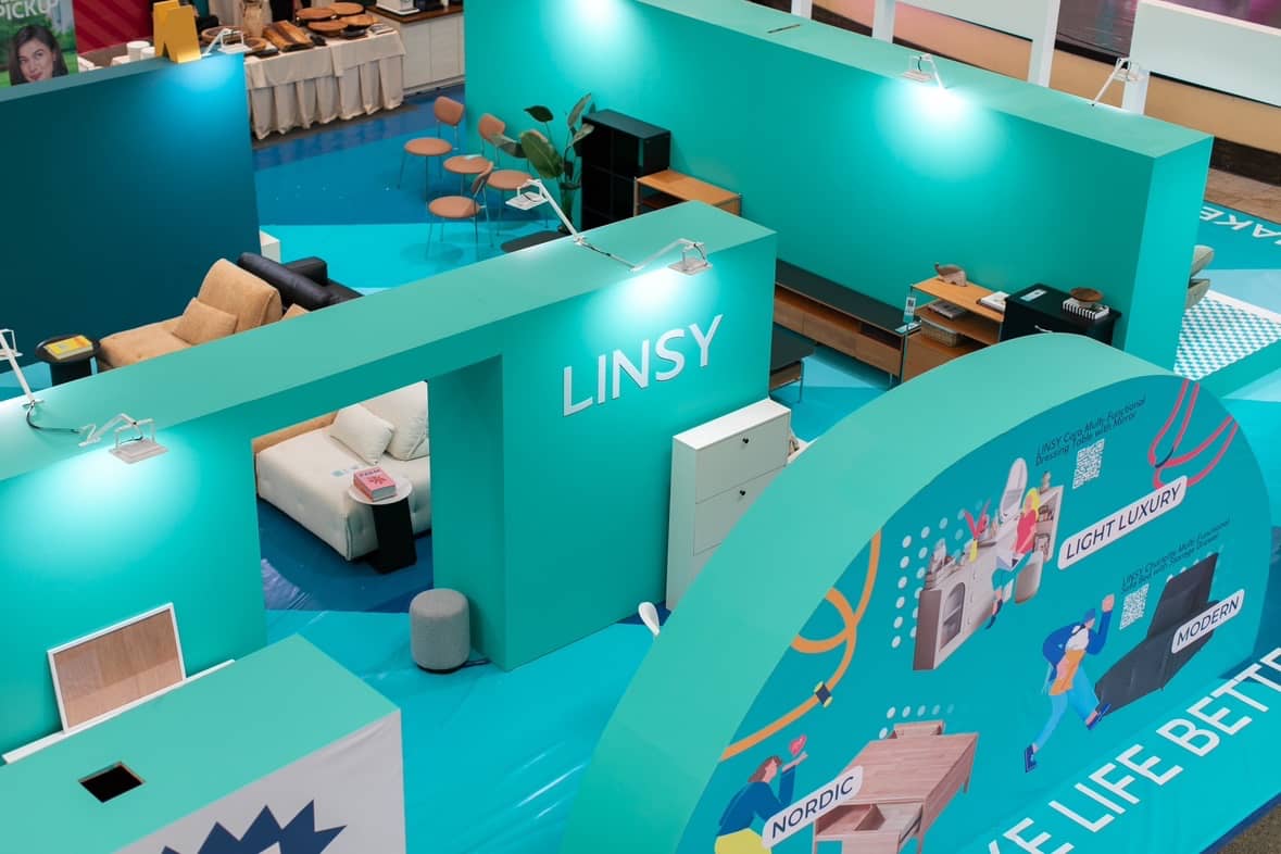 Linsy designs focus on comfort and versatility.