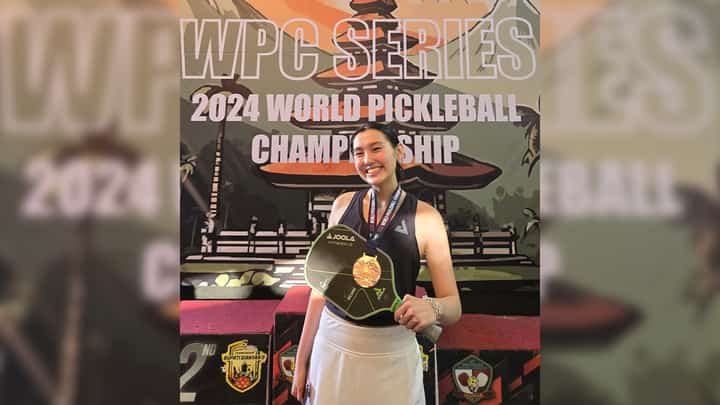 Pickleball player Mia Esteban reveals sister-fencer Maxine is behind her all the way.