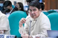 (FILE PHOTO) Sen. Erwin Tulfo