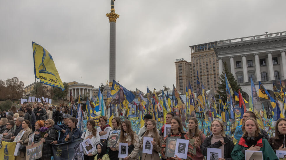 Russian strike kills six in Ukraine
