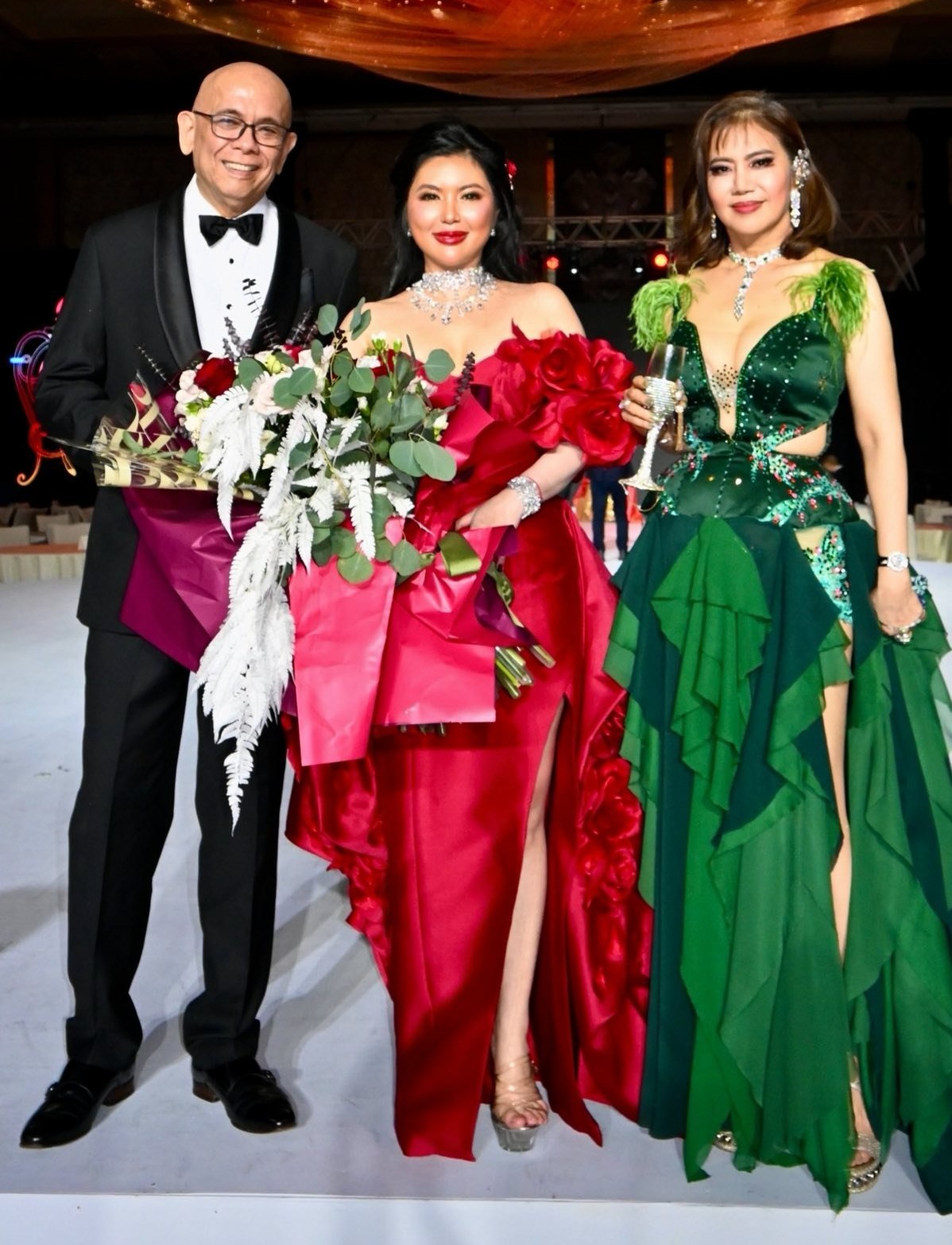 Stars of the night. Most Exemplary Man of the Year Roberto Alvarez, Hall of Fame Jacqueline Michelle Lim and the columnist.