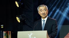 Hans Sy honored for sustainability leadership at PRA Retailers Awards