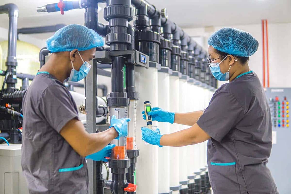 The rainwater treatment facility utilizes a rigorous six-step treatment process with real-time monitoring, ensuring processed water always adheres to potability requirements.