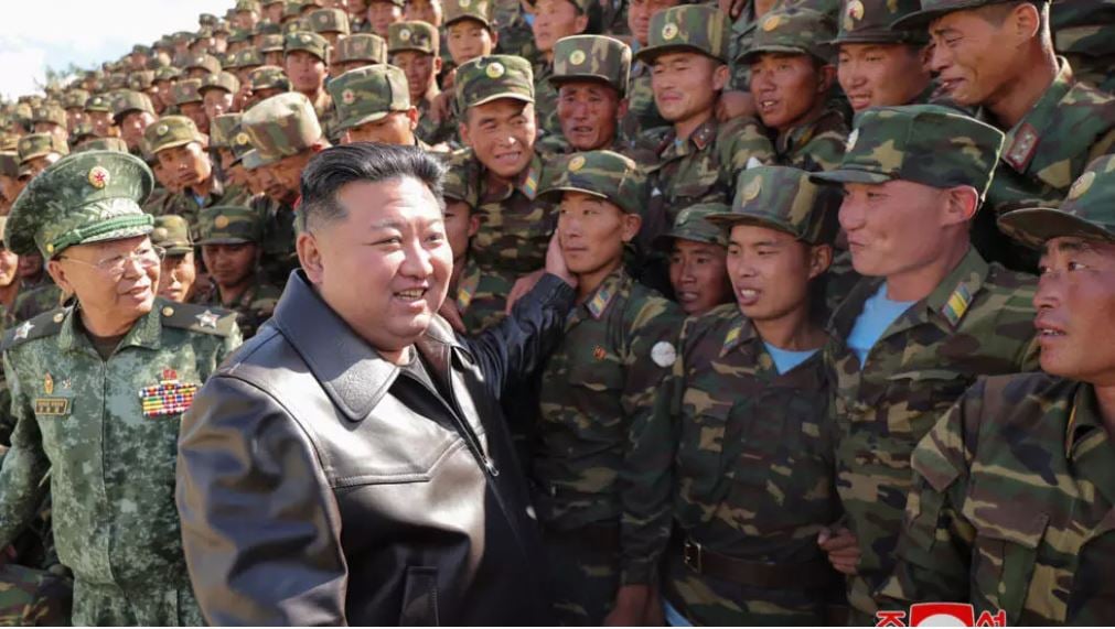 North Korean leader Kim Jong Un (centre L) told special operations forces his country would use nuclear weapons should its sovereignty be threatened