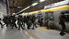 MPD-SWAT receives training from LRTA
